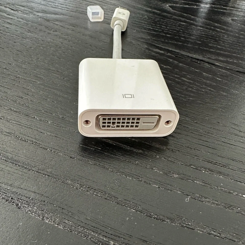 Apple MB570Z/B Mini DisplayPort to DVI Adapter